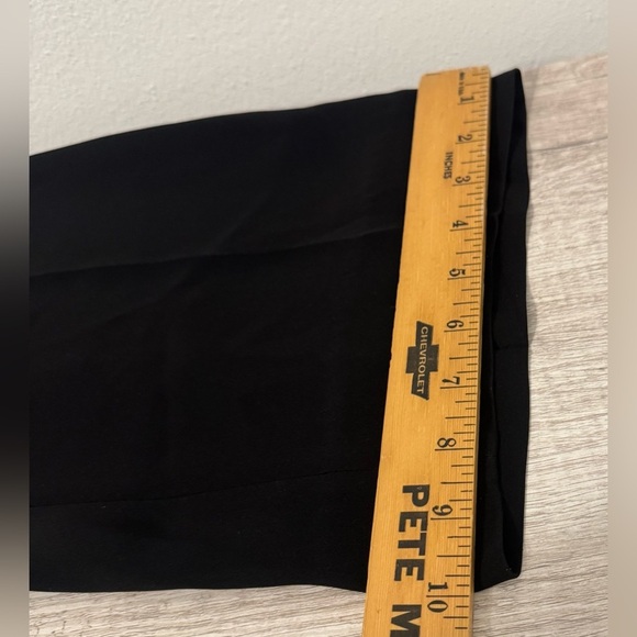 Armani Collezioni Silk Blend Wide Leg Pants Side Zip Light Weight Dressy Size 8 - Picture 4 of 9